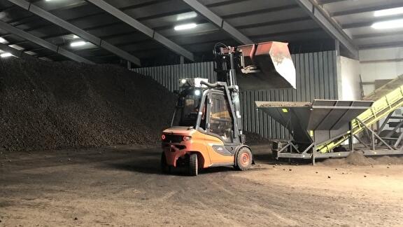 Aflevering aardappelen oogst 2020 aan Avebe